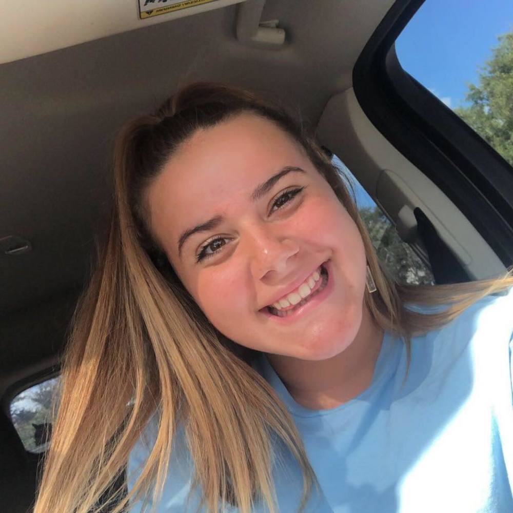 Meet your Posher, Addison